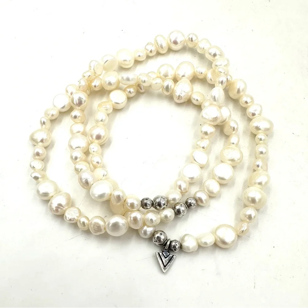 Silpada Goddess Sterling Silver Pearl Stretch Bracelet Three Strands - Picture 1 of 9